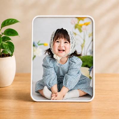 Top 10 Mẫu Ảnh Để Bàn Cho Bé Đẹp, Dễ Thương Và Ý Nghĩa