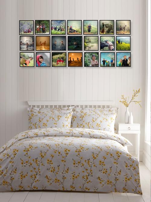 Bộ 21 khung ảnh dán tường phòng ngủ kích thước 165x69 cm