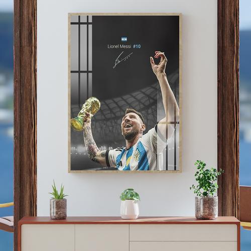 Tranh Lionel Messi cầm cúp World Cup và chữ ký