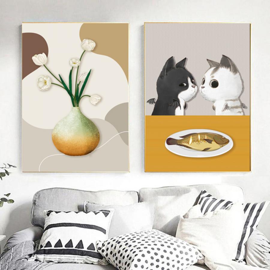 Tranh bình hoa và mèo ngộ nghĩnh treo phòng bếp