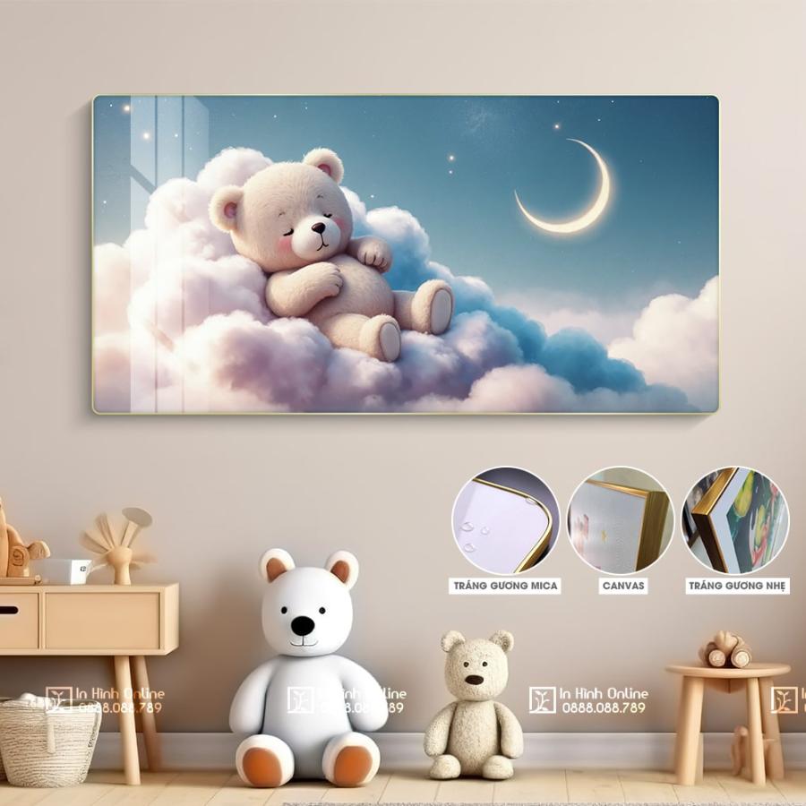 Tranh phòng ngủ cho bé gấu bông ngủ trên mây
